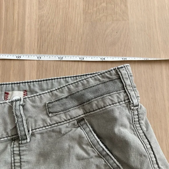 Hei Hei The Wanderer Cargo Shorts Sz 28 - Picture 6 of 7